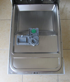 ÚZKÁ MYČKA NÁDOBÍ WHIRLPOOL 10SAD - A+ - 45cm - 5