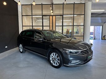 VW PASSAT VARIANT B8 2.0TDI 110KW DSG HIGHL.MATRIX ACC TAŽNÉ - 5