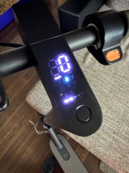 Xiaomi mi scooter essential - 5