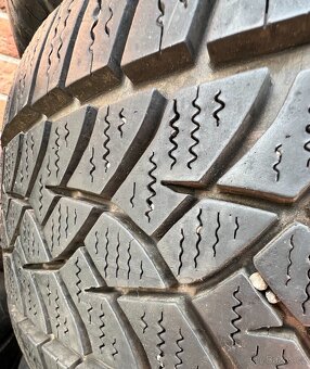 205/55 R16 91H zimní pneumatiky GoodYear (1921) - 5