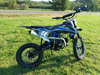 Pitbike Shark E-start 125ccm 17x14 modrá - 5