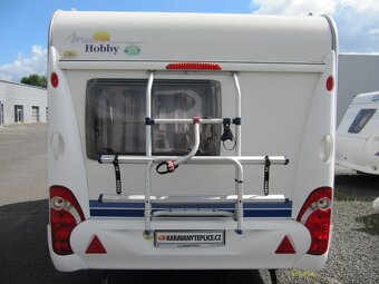 Prodám karavan Hobby 400 sf,model 2008 + mover, klima ,stan - 5