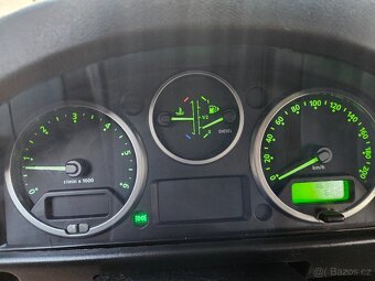 Land Rover Defender Puma - 5