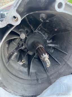 Bmw manuální převodovka 5q 2.5d / 3.0d Zf Gs5-39dz - 5