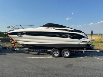 Kajutová loď CROWNLINE 250 CR - 5