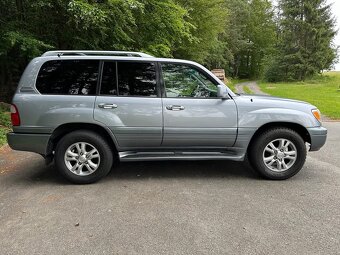 LEXUS LX470 - 5