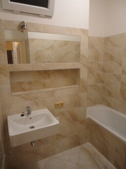 Pronájem 3+1, ulice Merhautova, Černá Pole, 80 m2, balkon, k - 5