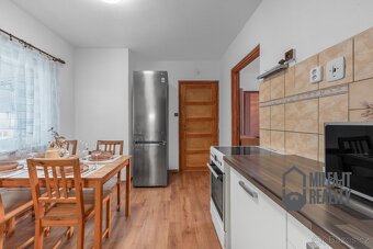 Prodej byty 3+1, garáž, zahrada, 70 m2 - Desná I - 5