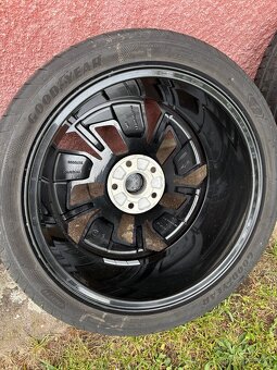 Alu kola 5x112r18 Škoda 225/40R18 - 5