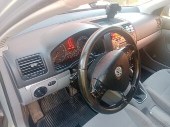 VW Golf 5 variant 2.0 TDI 2010 - 5
