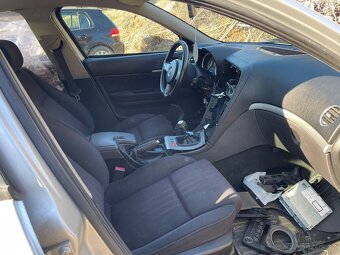 Alfa romeo 159 bez motoru v celku za 3500 - 5