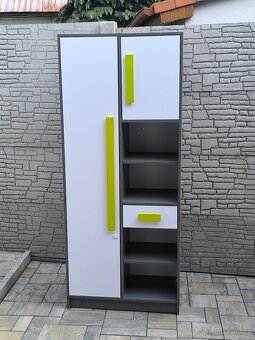 Prodám knihovnu (skříň) IKEA Giro - 5