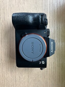 Sony A7 III – Full Frame bezzrcadlovka - 5