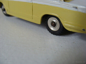Hračka Dinky TRIUMPH HERALD - č. 189 - petrklíčově žlutá - s - 5