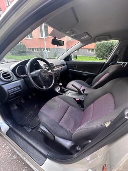 Mazda 3 - 5