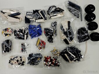 Stavebnice Porsche 911 RSR – plně kompatibilní s LEGO 42096 - 5