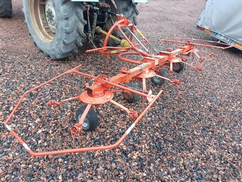 4,0m Obraceč sena FELLA TH400 DN - lehký jen 260kg - 5