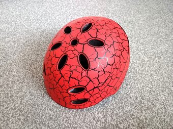 Přilba na kolo pro dítě vel. M velmi zachovalá - 5