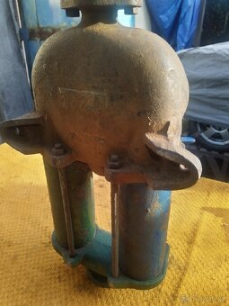 Starožitná pumpa do studny - 5