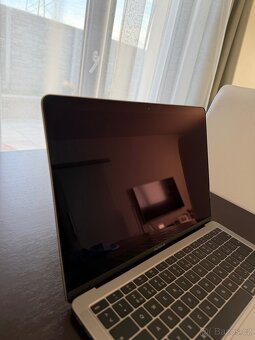 MacBook Air 13” retina (2019) - 5