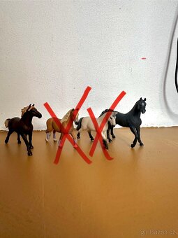 Schleich sada koní, psů, doplňků - 5