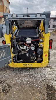 Wacker Neuson SW28 smykem řízený nakladač - 5