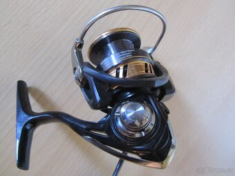 Naviják Daiwa Legalis 2500 D Nový Levně - 5