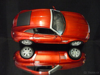 Chrysler Crossfire MotorMax 1/18 - 5