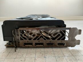 AMD Radeon RX Vega 56 - 5