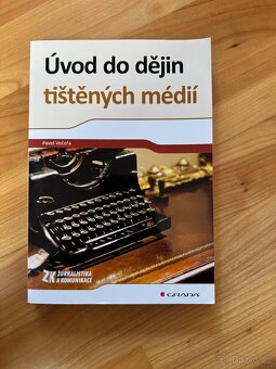 Učebnice, studijní materiál, média CENY v textu - 5