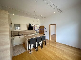 Hodonín - Pronájem bytu v centru města - 73m2 - 5
