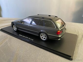 Bmw e39 Touring 1:18 - 5
