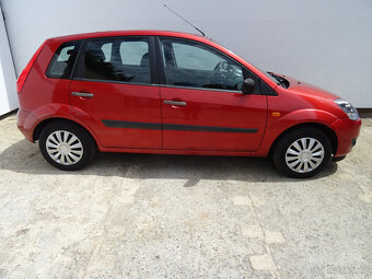 Ford Fiesta 1.3i,tažné zařízení,el.okna,auto do práce. - 5