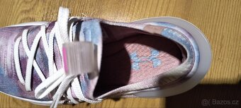 Tenisky Under Armour vel. 40,5 - 5