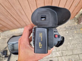 kamera canon XM2 - 5