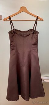 Krásné hnědé společenské šaty zn. Mariposa vel. 32 - 5