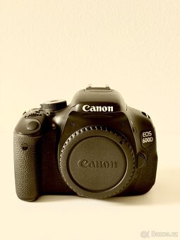 Canon 600D set s objektivy (8mm / 11-16mm) - 5