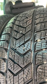 Zimní pneu Pirelli Scorpion Winter 215 65 17 , 99H , - 5