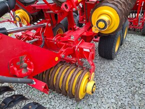 Prodáme diskový podmítač se smykem a přísevem Vaderstad Carr - 5