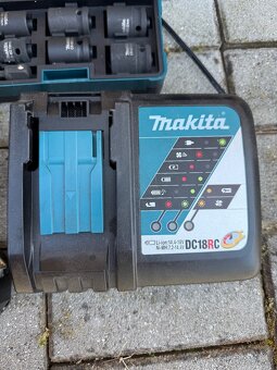 Makita Utahovák rázový DTW700RTJ - 5