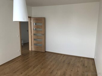 Pronájem bytu 2+kk, 45 m2, ulice Arnošta z Pardubic, Pardu - 5