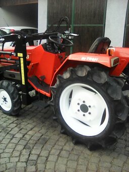 Prodej malotraktoru shibaura d228f - 5