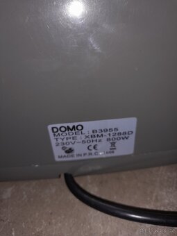 Domácí pekárna na chleba zn. DOMO - 5