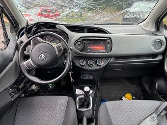 Toyota Yaris 1,0 51kw 12/2014 - 5