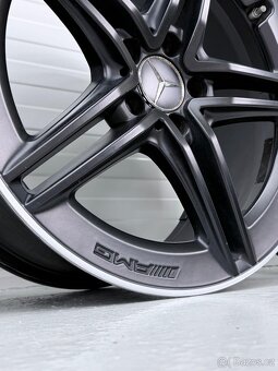 Originální litá kola Mercedes AMG R19 - 5