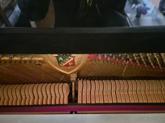 Prodám piano PETROF. - 5