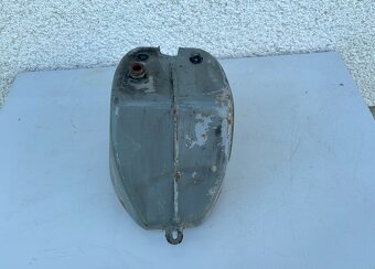 Predám palivovú nádrž na Jawa Pionier 50/05,20,21 - 5