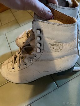 Dívčí lední brusle 22,5 - 5