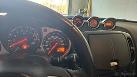 Nissan 370z - 5