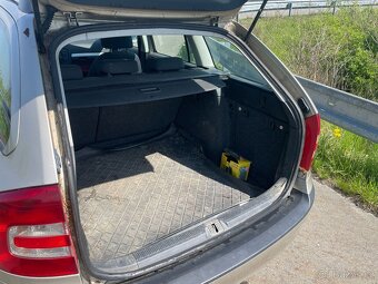 Škoda Octavia kombi 4x4 - 5